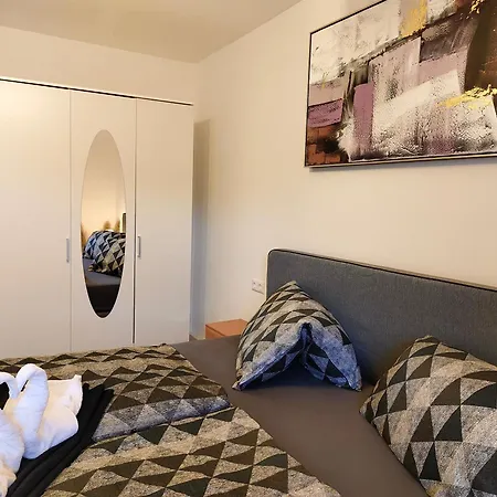 Artista Apartman